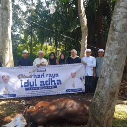Kisah Kebersamaan : Momen Berbagi di Hari Raya Idul Adha dalam Tradisi Penyembelihan Hewan Qurban